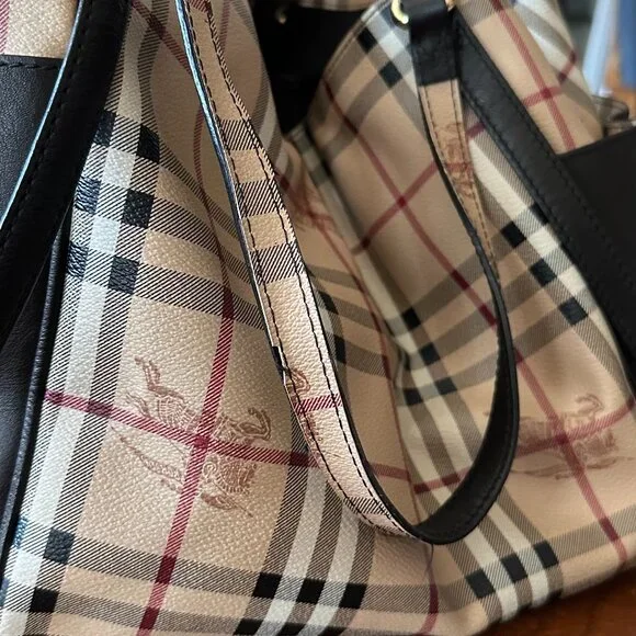 Burberry Canterbury Haymarket medium Tote Bag Black, Brown and Beige